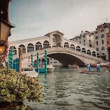Rialto Bridge, Venice, Veneto, Italy. Denys Barabanov@Unsplash