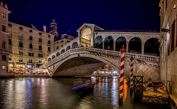 Rialto Bridge, Venice, Veneto, Italy. Michael Heise@Unsplash