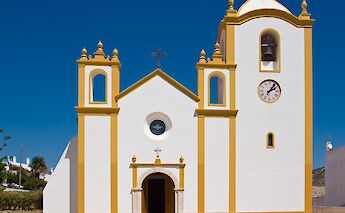 Church of Nossa Senhora da Luz, Praia da Luz, Algarve, Portugal. CC:jarp32