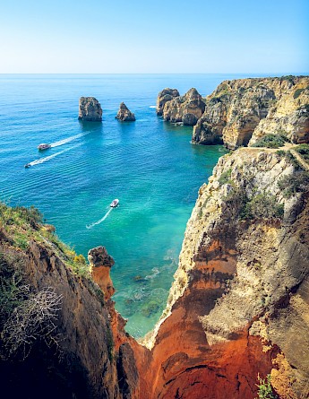 Algarve, Portugal. Maxzed, Unsplash