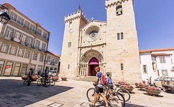 Camino de Santiago Pilgrimage Route Bike Tour