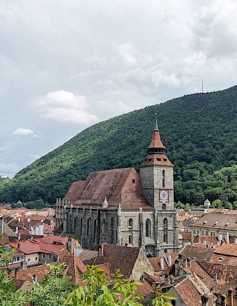 Biserica Neagră located in Brașov, Romania. Marian Mirea@Unsplash