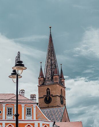 Sibiu, Romania. Sebastian Dumitru@Unsplash