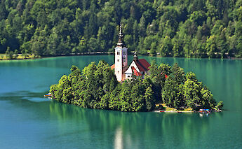 Lake Bled & the church island. Nicolò Bonazzi@Flickr
