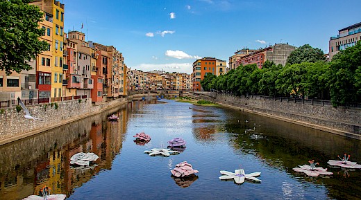 Onyar, Girona, Catalonia, Spain. Manuel Torres Garcia@Unsplash