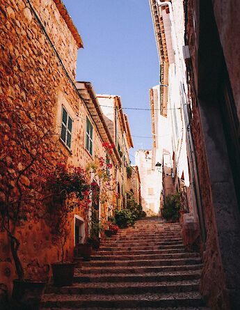 Steps in Fornalutx, Majorca, Spain. Unsplash@James Kirkup