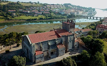 San Vicente de la Barquera, Cantabria, Spain. Tony Findeisen@Unsplash