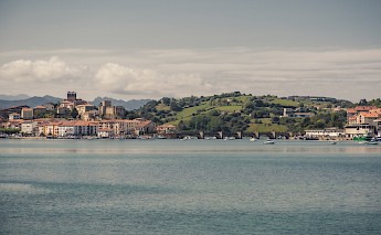 San Vicente de la Barquera, Cantabria, Spain. Marc Markstein@Unsplash