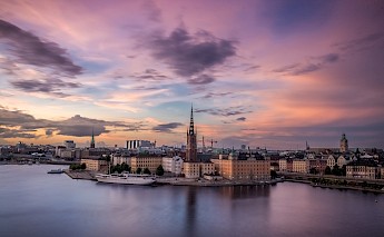 Stockholm is surrounded by the island chain of the Stockholm archipelago in Sweden. Raphael Andres@Unsplash