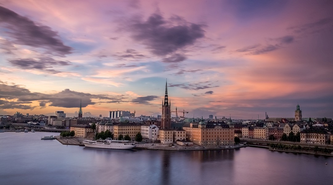 Stockholm is surrounded by the island chain of the Stockholm archipelago in Sweden. Raphael Andres@Unsplash