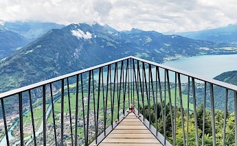 Interlaken, Switzerland. Reisetopia, Unsplash