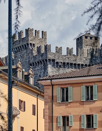 Bellinzona, Ticino, Switzerland. Marcus Ganahl, Unsplash
