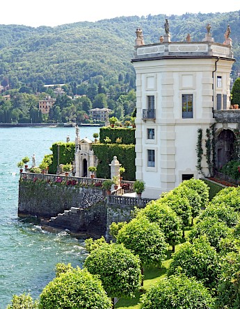 Lake Maggiore, Switzerland. Dennis Jarvis@Flickr