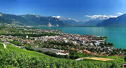 Swiss Lakes by E-bike: Lake Geneva to Lake Lucerne