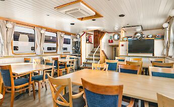 Dining Area, Elisabeth van Aemstel, Bike and boat tour