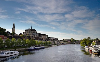 Auxerre, France on Yonne River. CC-BY Missbutterfly
