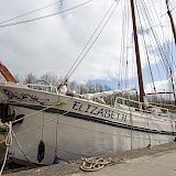 Elizabeth - Boat Bike Tours