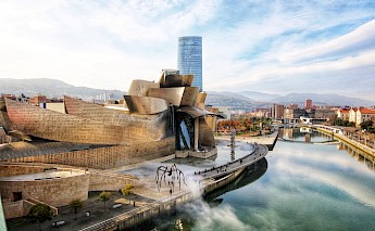 Museo Guggenheim, Bilbao, Basque Country, Spain. Jorge Fernandez Salas@Unsplash
