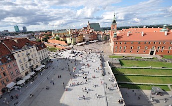 Castle Square, Warsaw, Poland. CC:Jorge Lascar