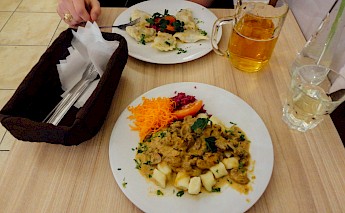 Dining in Poland. --v@Flickr