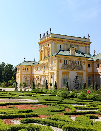 Wilanów Palace, Warsaw, Poland. Lasmaart Mane@Unsplash