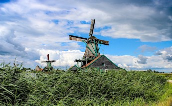 Zaanse Schans, Zaandam, North Holland. Cynthia Deluna@Unsplash