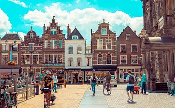 Delft, South Holland, the Netherlands. FolcoMasi@Unsplash