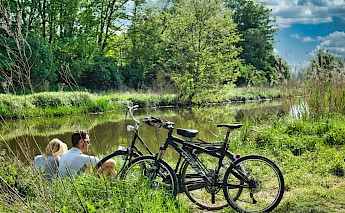 Cycling in Ghent, East Flanders, Belgium. Danny Devylder@Unsplash