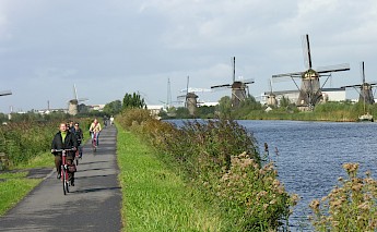 Cycling the Tulip Tour between Amsterdam and Bruges!