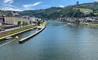 Cochem along the Mosel River in Germany! Victoriam@Unsplash