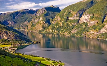 Flåm, Aurlandsfjorden, Norway. CC:Kenny Louie