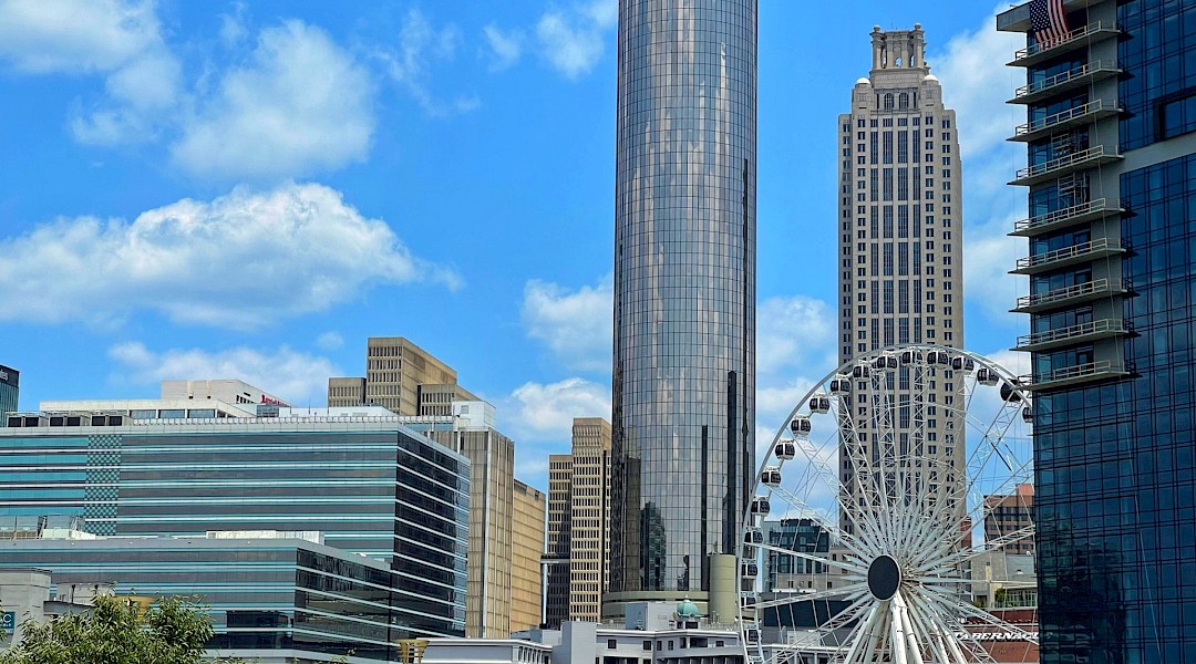 SkyView panoramic wheel of Atlanta, GA. Yaroslav Muzychenko@Unsplash
