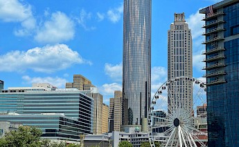 SkyView panoramic wheel of Atlanta, GA. Yaroslav Muzychenko@Unsplash