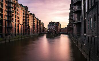 Waterway at sunset, Hamburg, Germany. Adrian Degner@Unsplash
