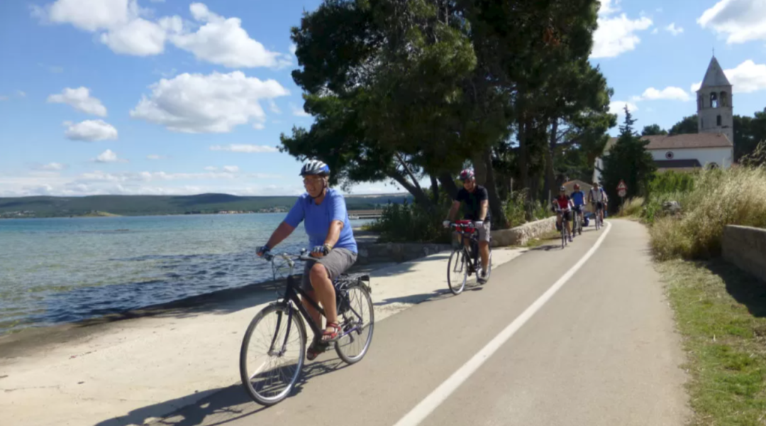 Biking the beautiful coast in Croatia!