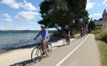 Biking the beautiful coast in Croatia!