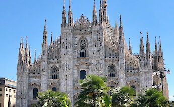 Milan Cathedral in Lombardy, Italy. Maksym Harbar@Unsplash