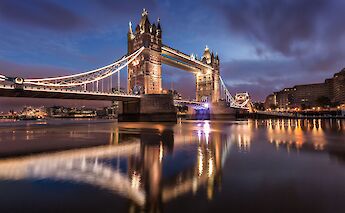 Tower Bridge, London, England. CC:Fuzzypiggy