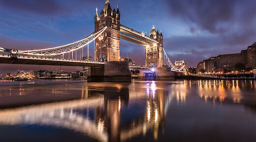 Tower Bridge, London, England. CC:Fuzzypiggy