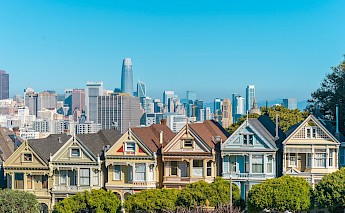 Alamo Square and skyline, San Francisco. Unsplash:Joseph Sintum