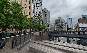 The High Line, New York City. Unsplash: Life's Captured Sparks