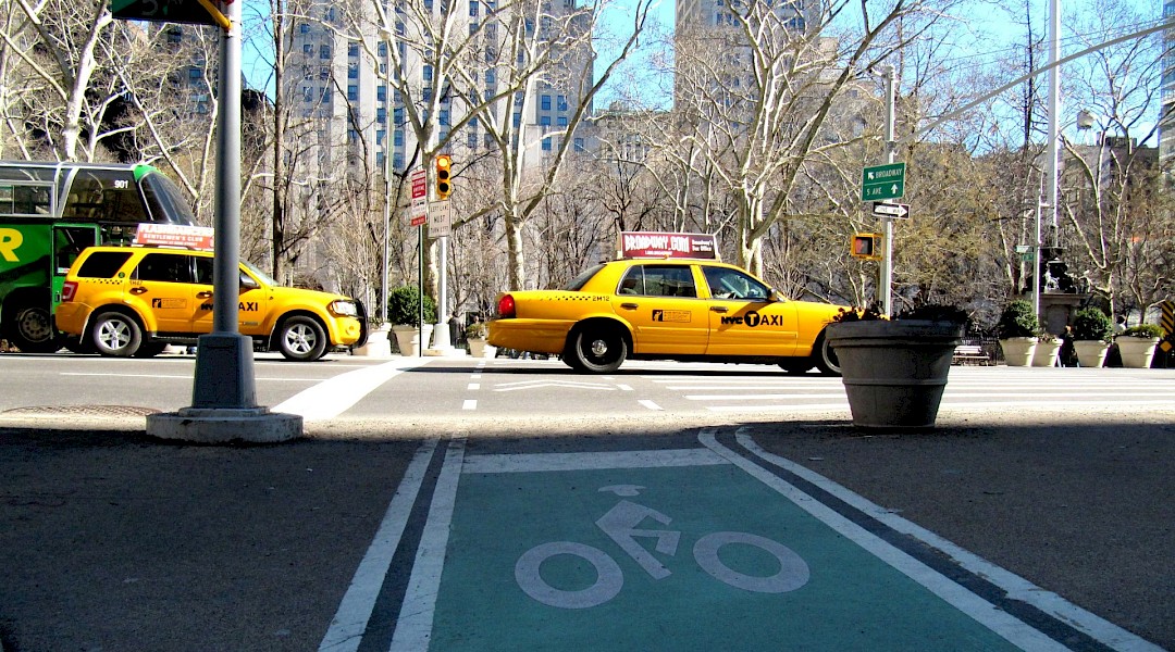 Yellow cabs of NYC. Unsplash:NYBL