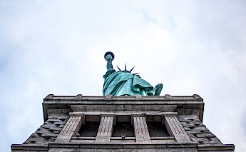 Symbol of New York - the Statue of liberty. Unsplash:Gautam Krishnan