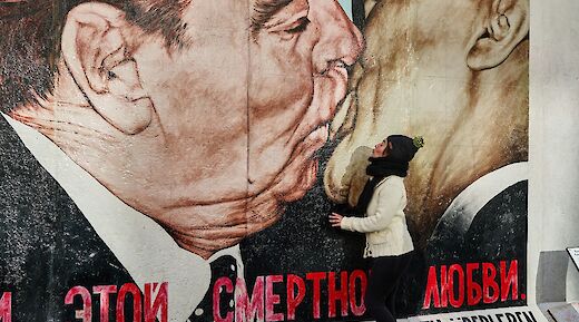 Berlin Wall mural, Berlin, Germany. Norbert Braun@Unsplash