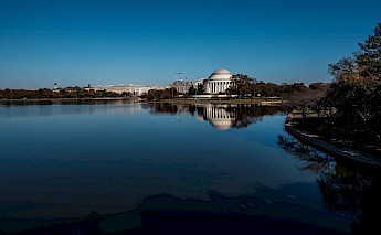 Thomas Jefferson Memorial - the oldest and the most striking of the monuments around the Tidal Basin, Washington, DC. Flickr:psinderbrand