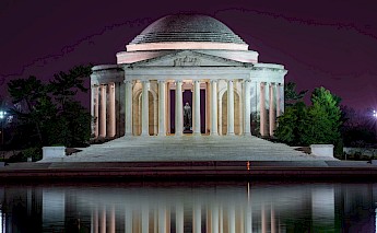 Jefferson Memorial at Night. Flickr:John Brighenti