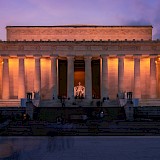 Abraham Lincoln Memorial at night. Flickr:John Brighenti