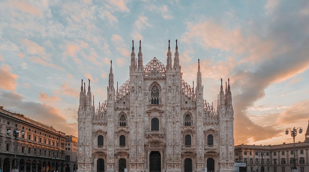 Duomo Cathedral Square in Milan, Lombardy, Italy. ouael Bensalah@Unsplash