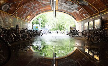 Bikes parked in Cologne, Germany. Bekky Bekks@Unsplash
