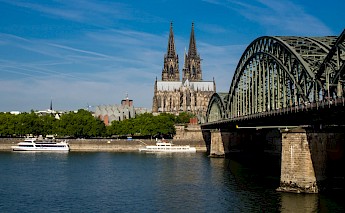 Hohenzollern bridge, Cologne, Germany. Flickr:Sergiy Gakyonin